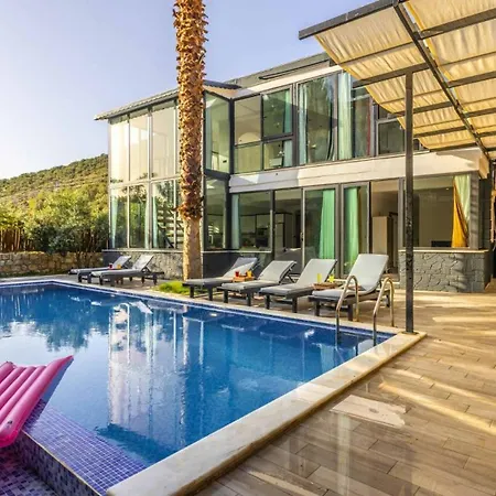 Kalkan Ulugol 4 Bedroom Villa 7343